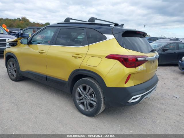 KNDEU2AA8M7124558 KIA SELTOS S