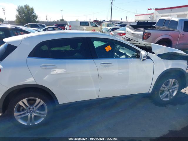 WDCTG4GB6KU016023 Mercedes-Benz Gla 250 4matic
