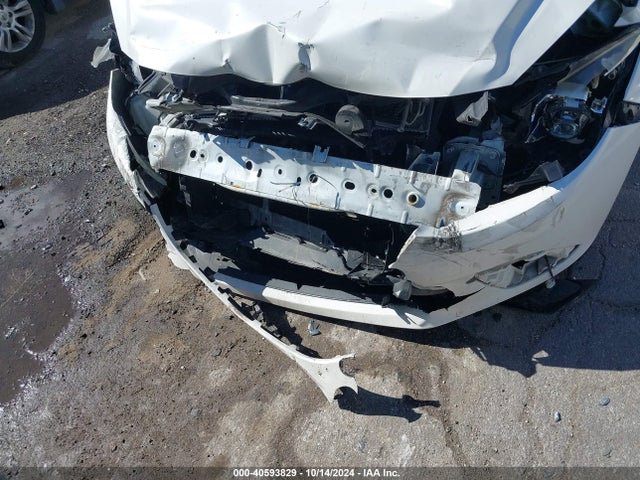 JM1BM1V7XE1106014 Mazda Mazda3 I Touring