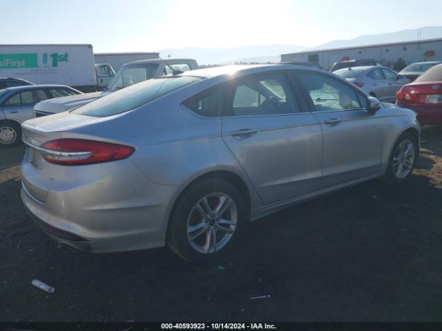 3FA6P0H76JR196976 Ford FUSION SE