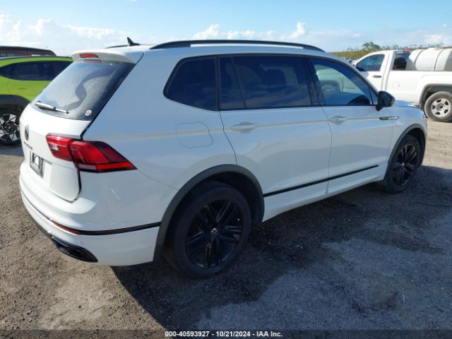 3VVCB7AX9NM040921 Volkswagen Tiguan 2.0t Se R-line Black