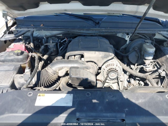 2011 CADILLAC ESCALADE 1GYS3BEF5BR346899 Photo 9