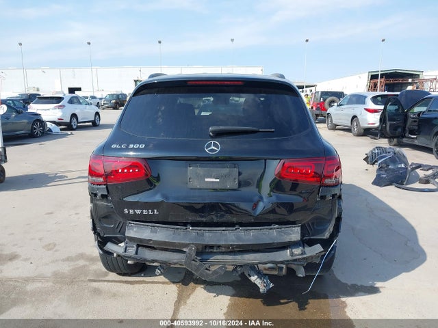 W1N0G8DB1MF898237 Mercedes-Benz Glc 300 Suv