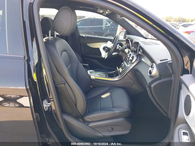 W1N0G8DB1MF898237 Mercedes-Benz Glc 300 Suv