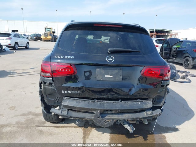 W1N0G8DB1MF898237 Mercedes-Benz Glc 300 Suv