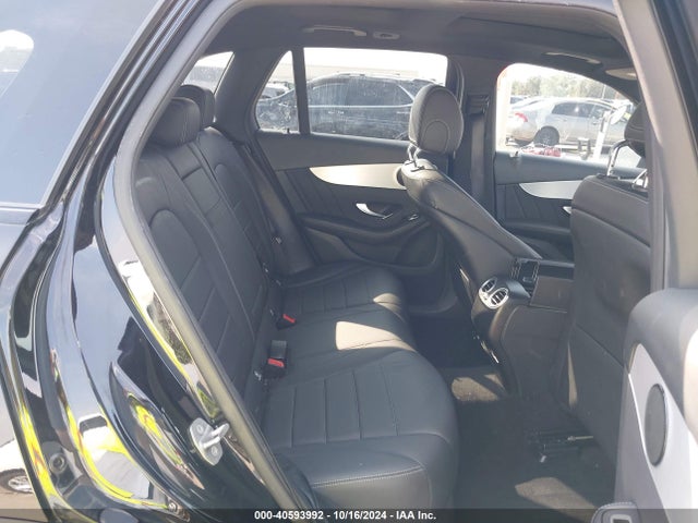 W1N0G8DB1MF898237 Mercedes-Benz Glc 300 Suv
