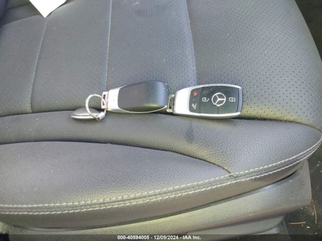 W1N0G8DB0MF971467 Mercedes-Benz Glc 300 Suv