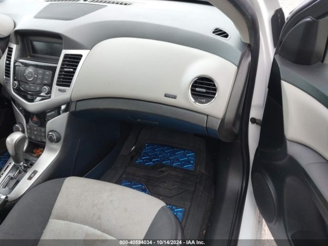 1G1PA5SG5F7289212 Chevrolet Cruze Ls Auto