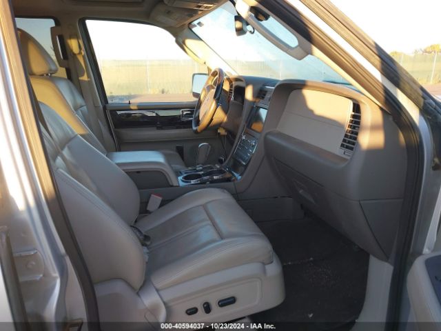 5LMJJ3JT5HEL00362 Lincoln Navigator L Select