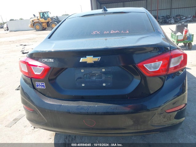 Chevrolet Cruze Ls Auto 2018 1G1BC5SM7J7206205 Image 16