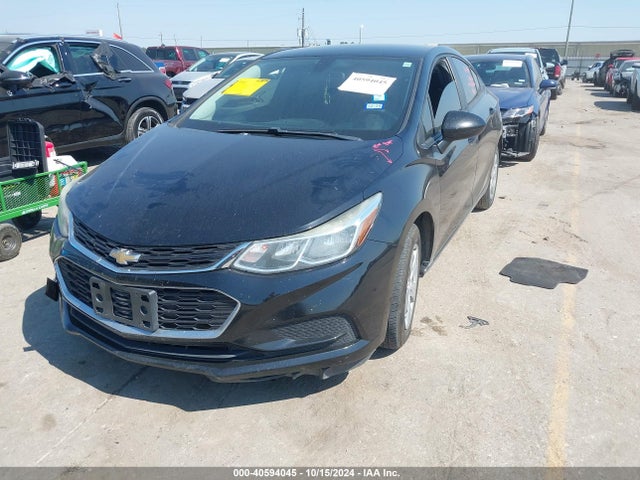 Chevrolet Cruze Ls Auto 2018 1G1BC5SM7J7206205 Image 2