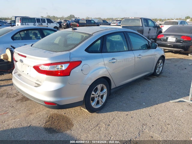 Ford FOCUS SE 2014 1FADP3F26EL288285 Image 4