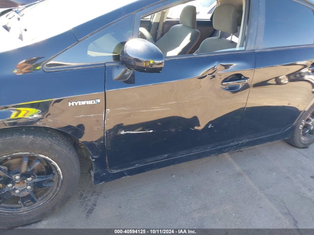Toyota Prius Two 2015 JTDKN3DU8F0415858 Image 6