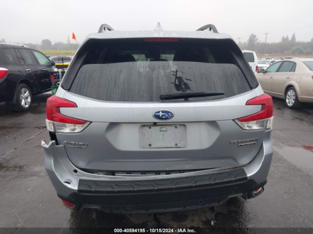JF2SKAWC2KH487587 Subaru Forester Touring