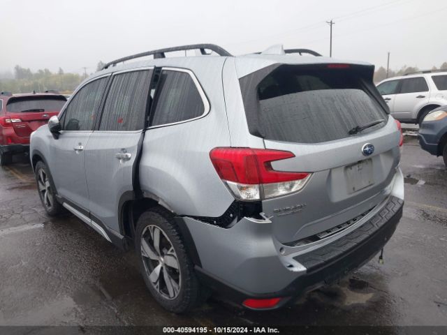 JF2SKAWC2KH487587 Subaru Forester Touring