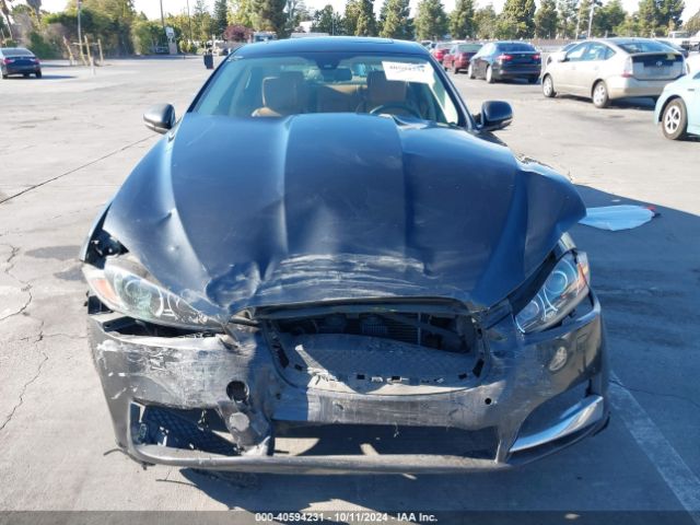 SAJWA0F76F8U53286 Jaguar Xf 3.0 Portfolio/3.0 Sport