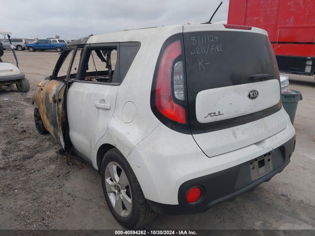 KIA Soul 2018 KNDJN2A2XJ7614256 Image 3