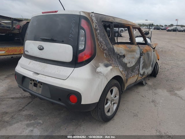 KIA Soul 2018 KNDJN2A2XJ7614256 Image 4