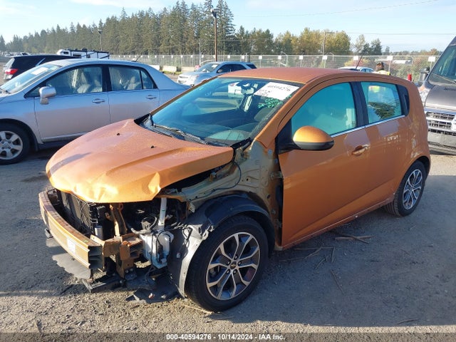 Chevrolet Sonic Lt Auto 2017 1G1JD6SG4H4136098 Image 2