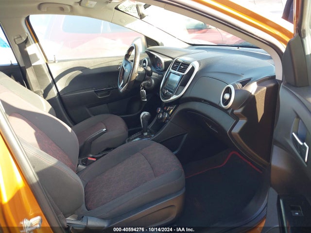 Chevrolet Sonic Lt Auto 2017 1G1JD6SG4H4136098 Image 5