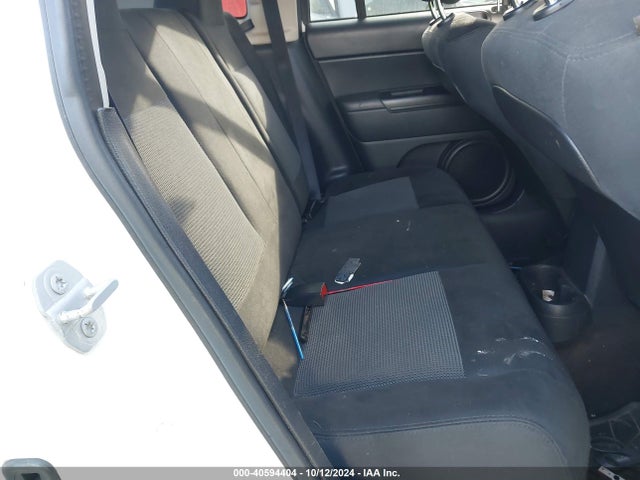 Jeep Compass Sport 2016 1C4NJCBA0GD568097 Image 8