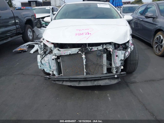 Toyota COROLLA LE 2020 5YFEPRAEXLP134539 Image 13