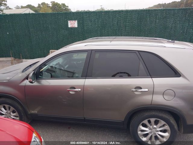 5XYKUDA74FG617727 KIA Sorento Ex V6