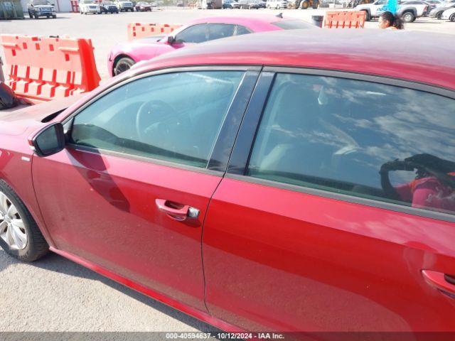 1VWAT7A34FC027526 Volkswagen Passat 1.8t Wolfsburg Edition