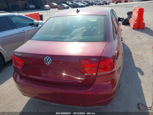 1VWAT7A34FC027526 Volkswagen Passat 1.8t Wolfsburg Edition