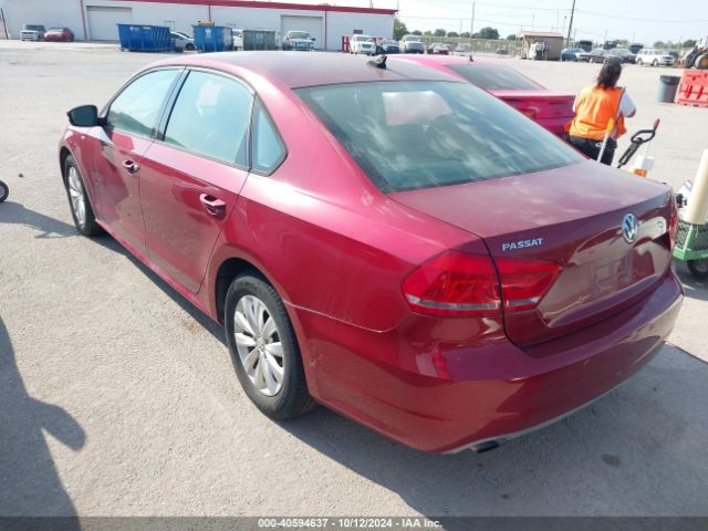 1VWAT7A34FC027526 Volkswagen Passat 1.8t Wolfsburg Edition