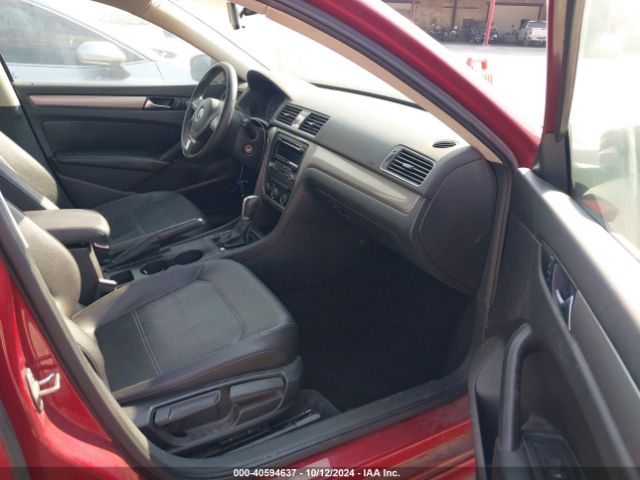 1VWAT7A34FC027526 Volkswagen Passat 1.8t Wolfsburg Edition