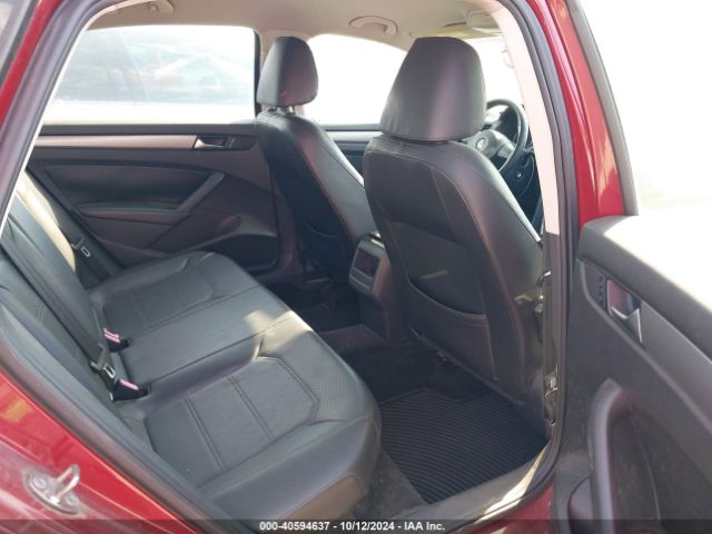 1VWAT7A34FC027526 Volkswagen Passat 1.8t Wolfsburg Edition