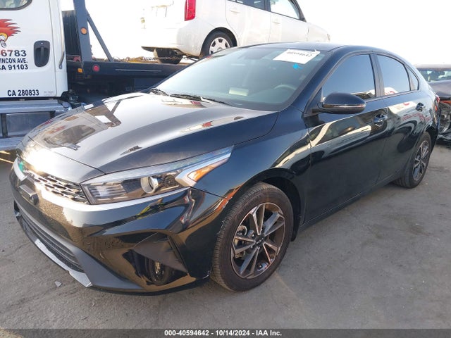 KIA Forte Lxs 2023 3KPF24AD6PE687130 Image 2