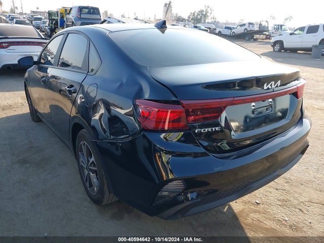KIA Forte Lxs 2023 3KPF24AD6PE687130 Image 3