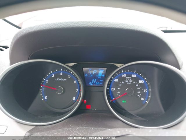 KM8JT3AFXFU022732 Hyundai TUCSON GLS