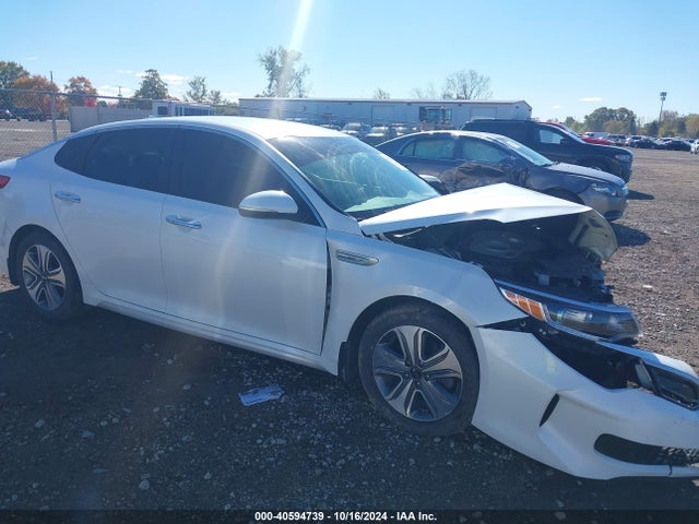 2017 KNAGU4LE1H5013935 main image