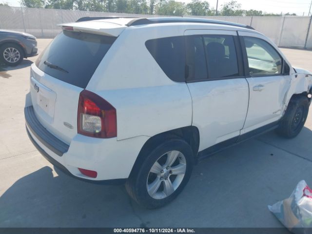 1C4NJDEB9ED659635 Jeep Compass Latitude