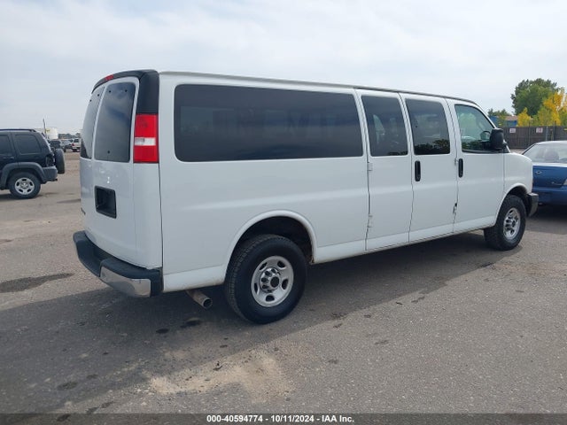 Chevrolet Express Passenger Rwd 3500 Extended Wheelbase Lt 2020 1GAZGPFG4L1180493 Image 4