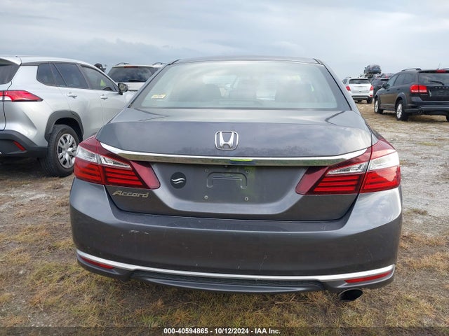 Honda ACCORD LX 2017 1HGCR2F38HA098881 Image 16