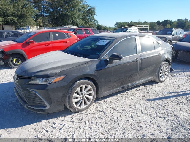 Toyota CAMRY LE 2024 4T1R11AK0RU870200 Image 2