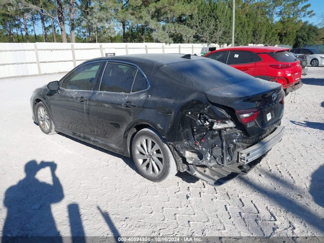 Toyota CAMRY LE 2024 4T1R11AK0RU870200 Image 3
