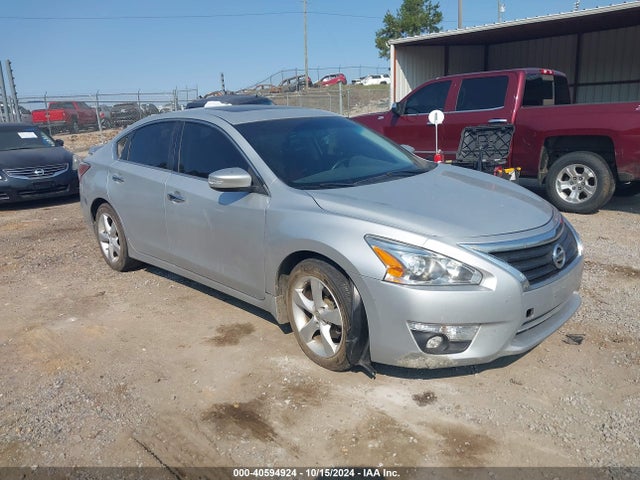 2015 1N4AL3AP2FN377536 main image