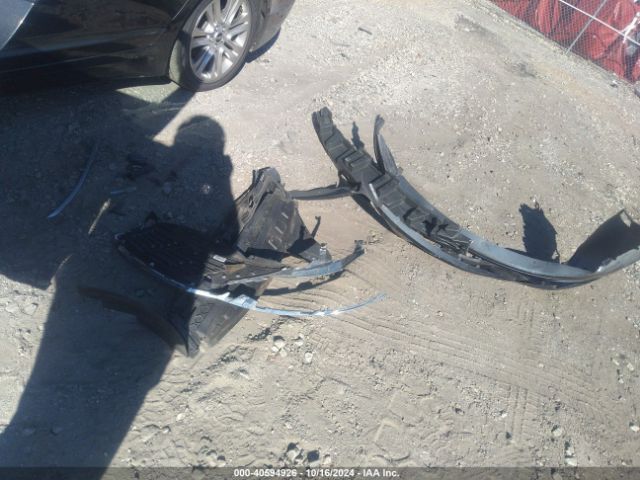 3LN6L2GK2ER827943 Lincoln MKZ