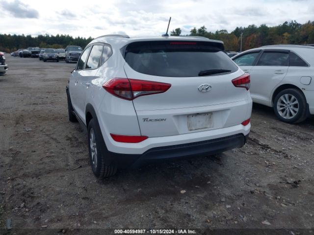 KM8J33A43GU069696 Hyundai TUCSON SE