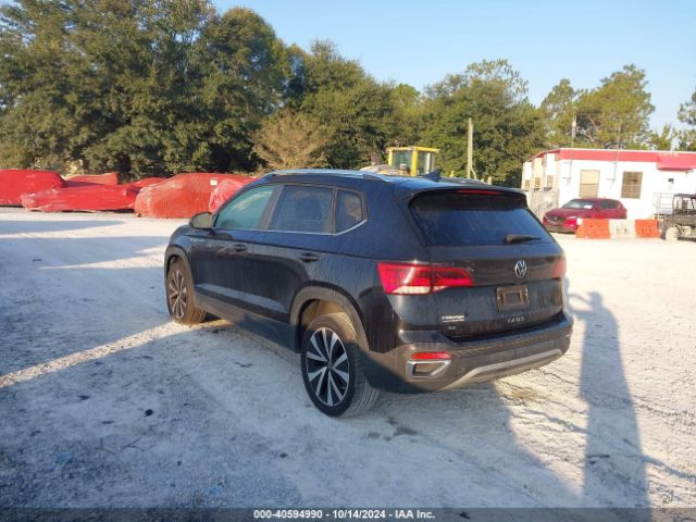2022 VOLKSWAGEN TAOS 3VVRX7B24NM007890 Photo 2