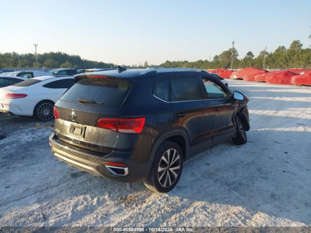 2022 VOLKSWAGEN TAOS 3VVRX7B24NM007890 Photo 3