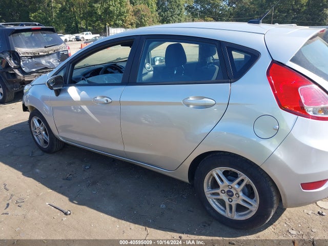 Ford FIESTA SE 2019 3FADP4EJ9KM156095 Image 14