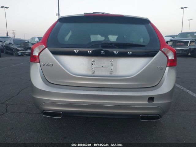 YV140MEKXG1300985 Volvo V60 T5 Drive-e Premier