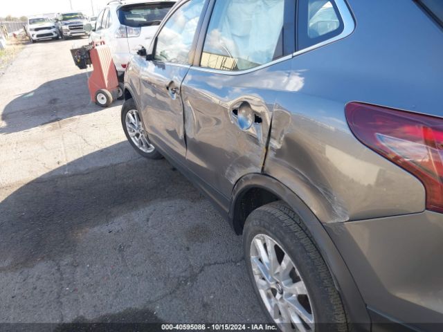 JN1BJ1AV7MW301540 Nissan Rogue Sport S Fwd Xtronic Cvt
