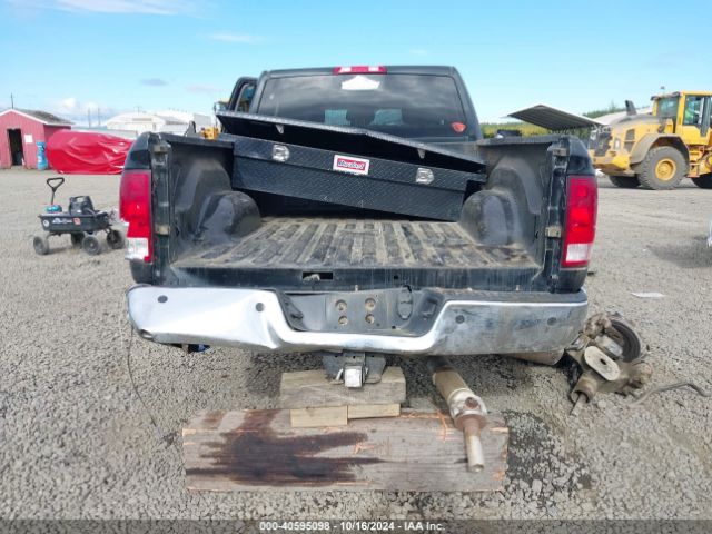 3C6UR5CL5HG753144 RAM 2500 Tradesman  4x4 6'4 Box